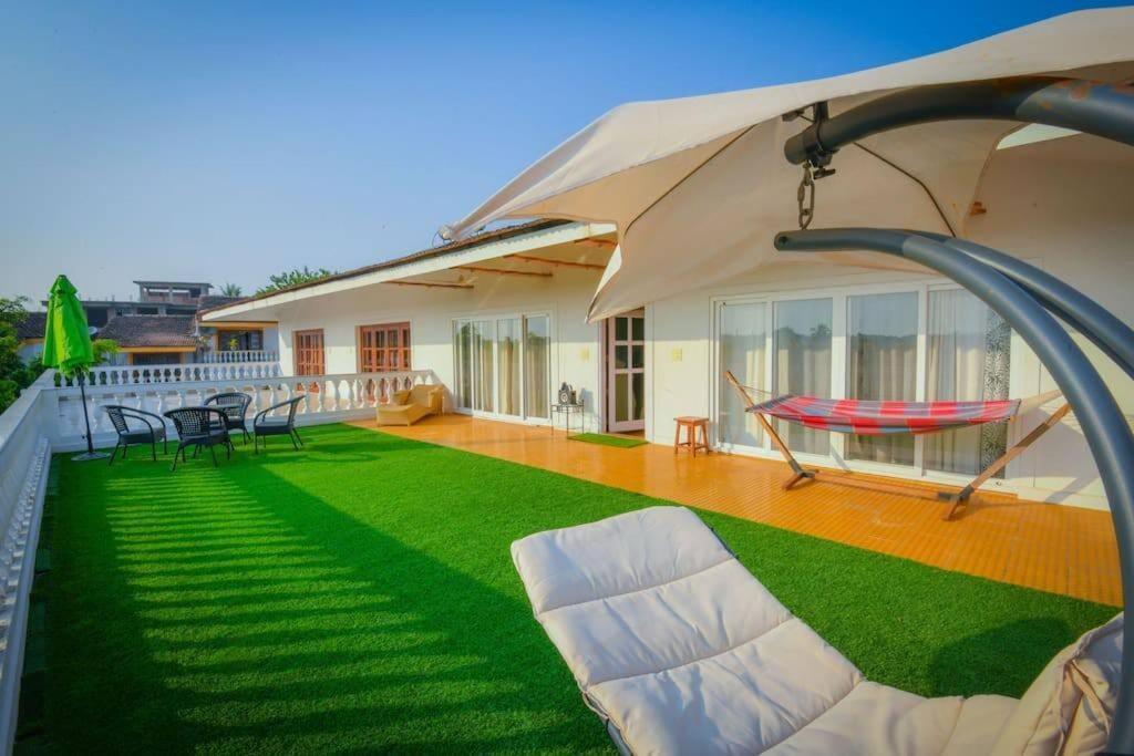 Villa Nazuri W Caretaker Кандолим Экстерьер фото